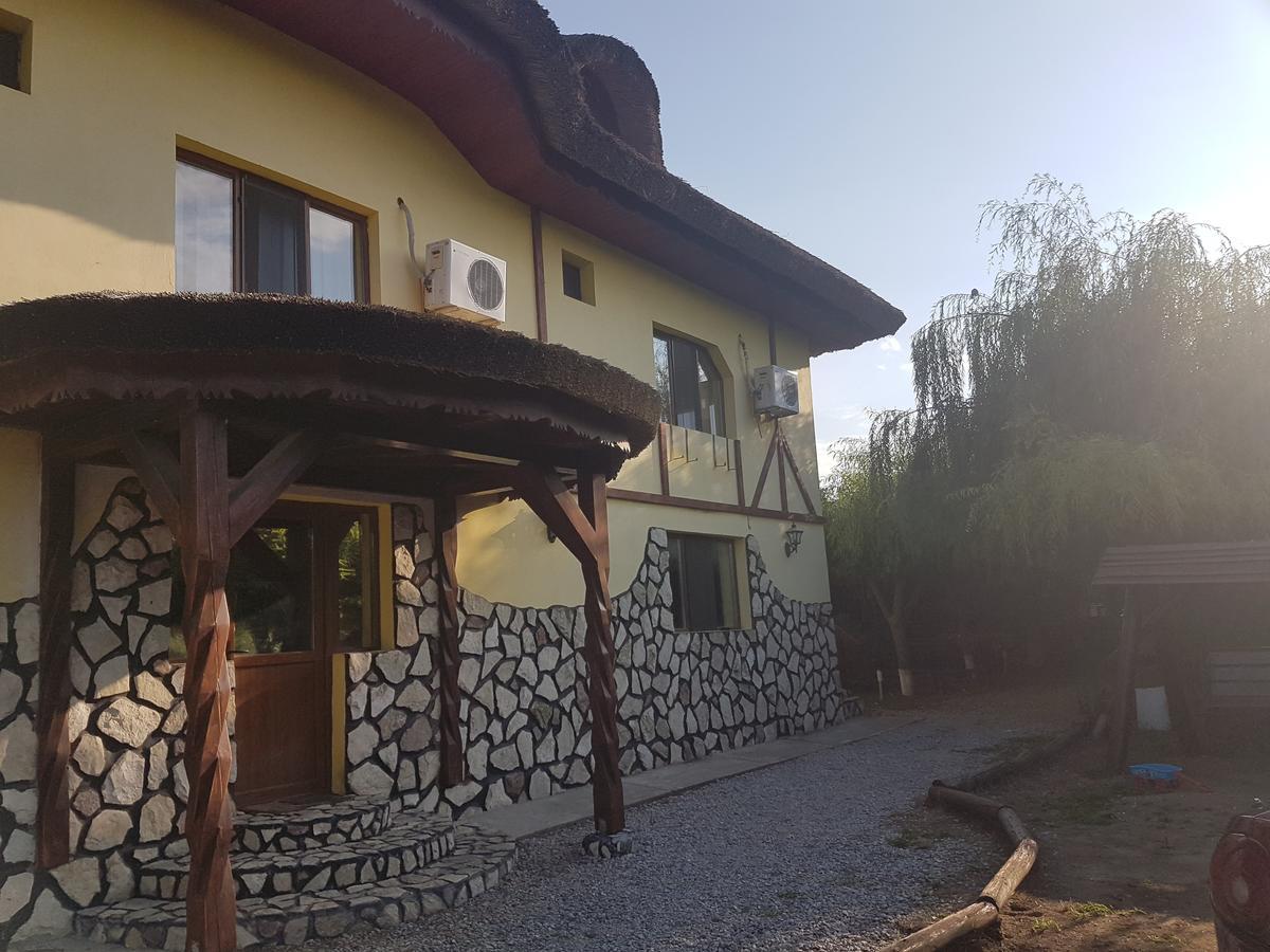 Hotel Constantin Si Elena Dunavăţu de Jos Exteriér fotografie