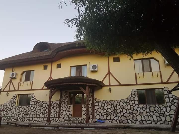 Hotel Constantin Si Elena Dunavăţu de Jos Exteriér fotografie